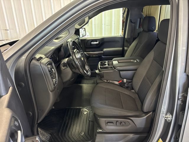 Used 2021 Chevrolet Silverado 1500 LT w/ Bed Protection Package AWD/4WD image 15