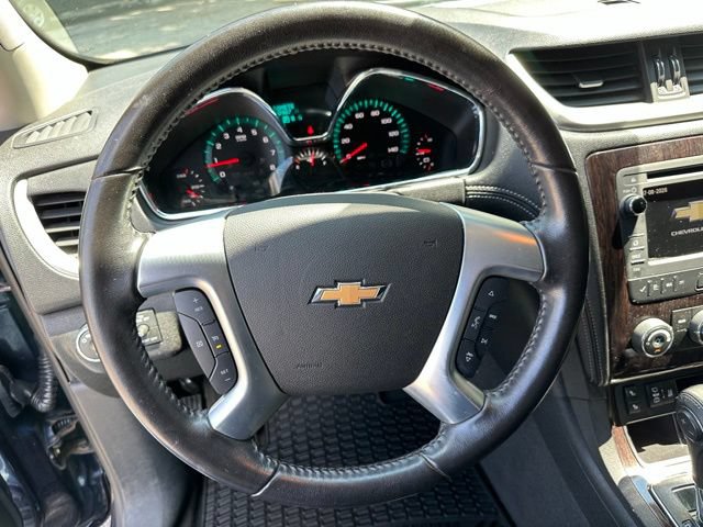Used 2017 Chevrolet Traverse LT w/ Style and Technology Package AWD/4WD image 14