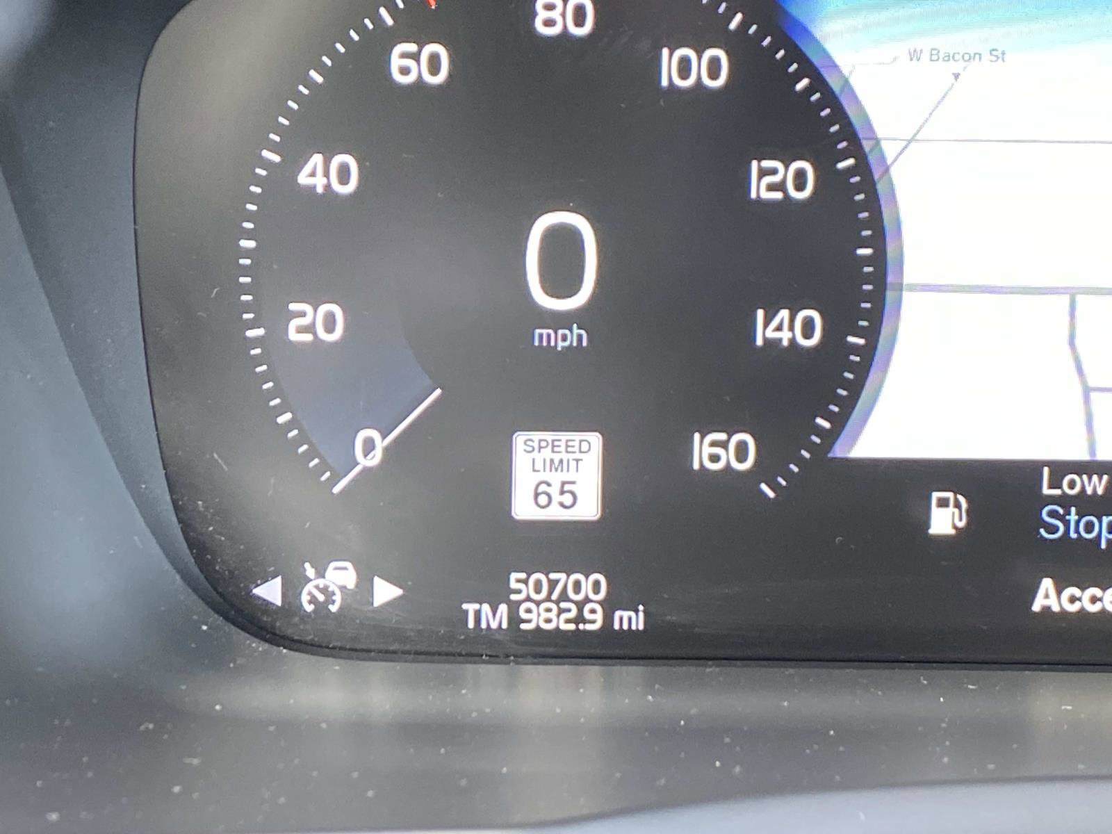 Used 2019 Volvo XC90 T6 R-Design w/ Advanced Package image 29