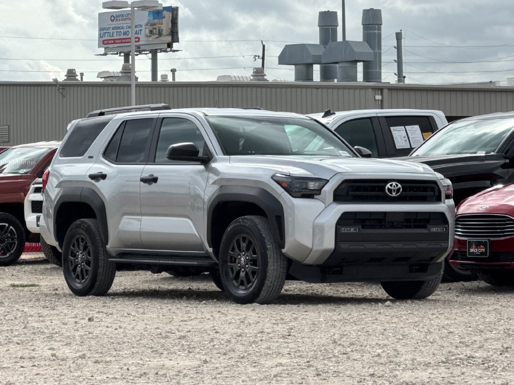 Used 2025 Toyota 4Runner SR5 AWD/4WD image 8