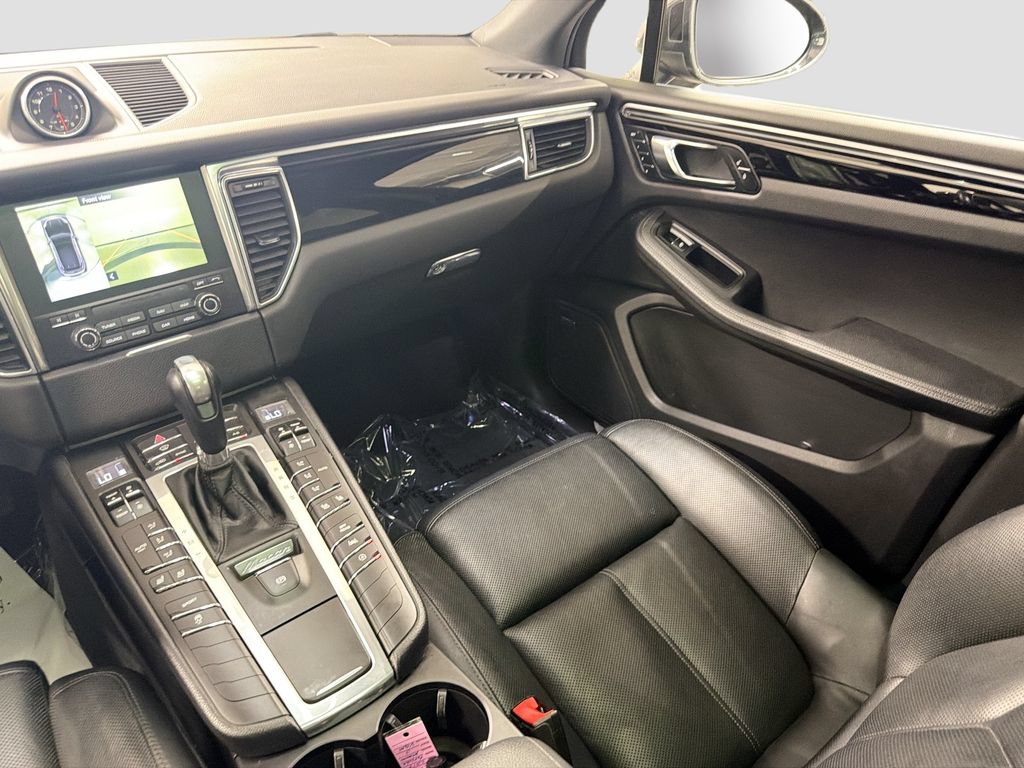 Certified 2017 Porsche Macan S AWD/4WD image 24