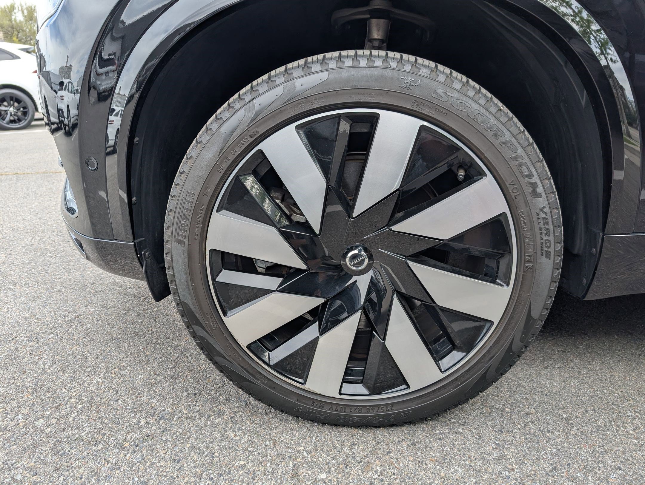 Used 2023 Volvo XC90 T8 Ultimate w/ Lounge Package AWD/4WD image 11