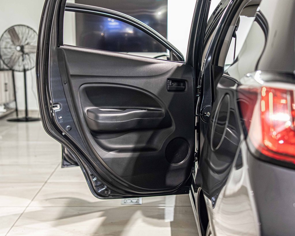 Used 2024 Mitsubishi Mirage ES image 29