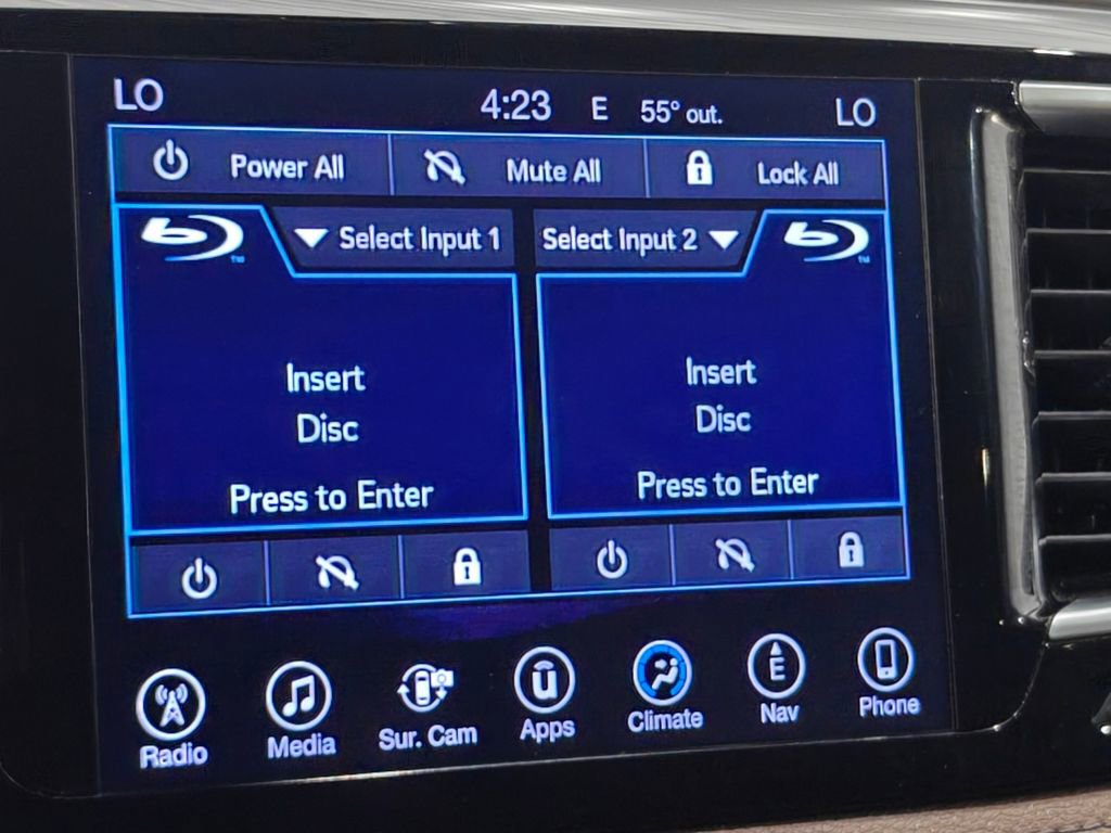 Used 2017 Chrysler Pacifica Limited FWD image 60