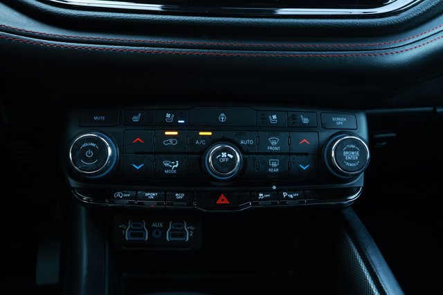 Certified 2024 Dodge Durango GT image 18