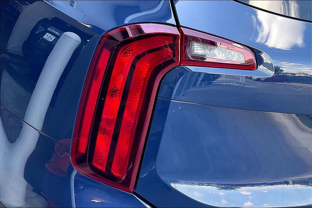 Used 2025 Kia Telluride S FWD image 29