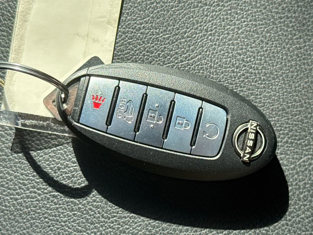 Used 2024 Nissan Armada SL w/ Midnight Edition Package image 30