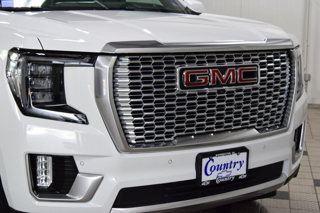 Used 2024 GMC Yukon XL Denali AWD/4WD image 13