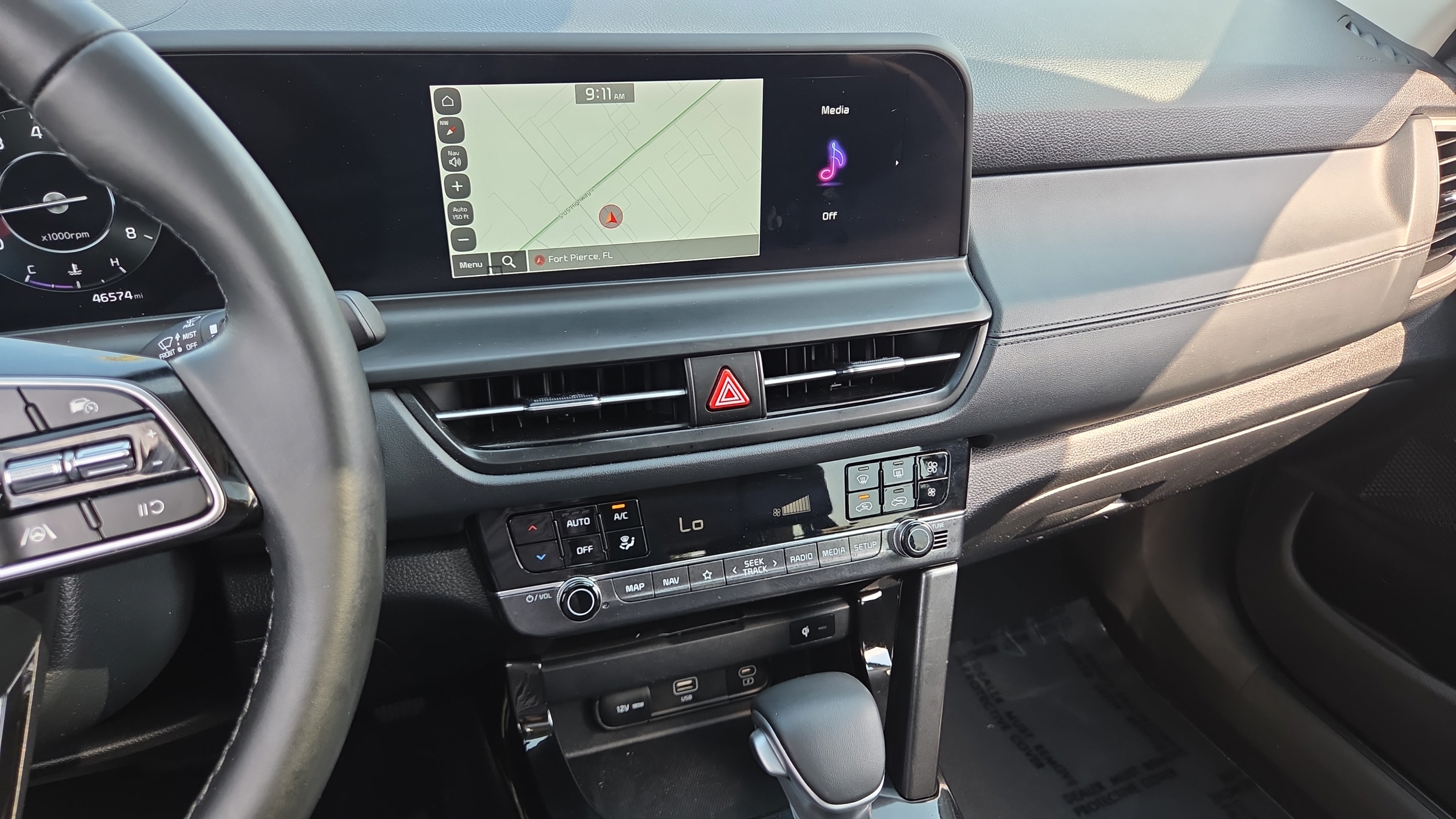 Used 2025 Kia Seltos EX w/ EX Sunroof Package FWD image 26