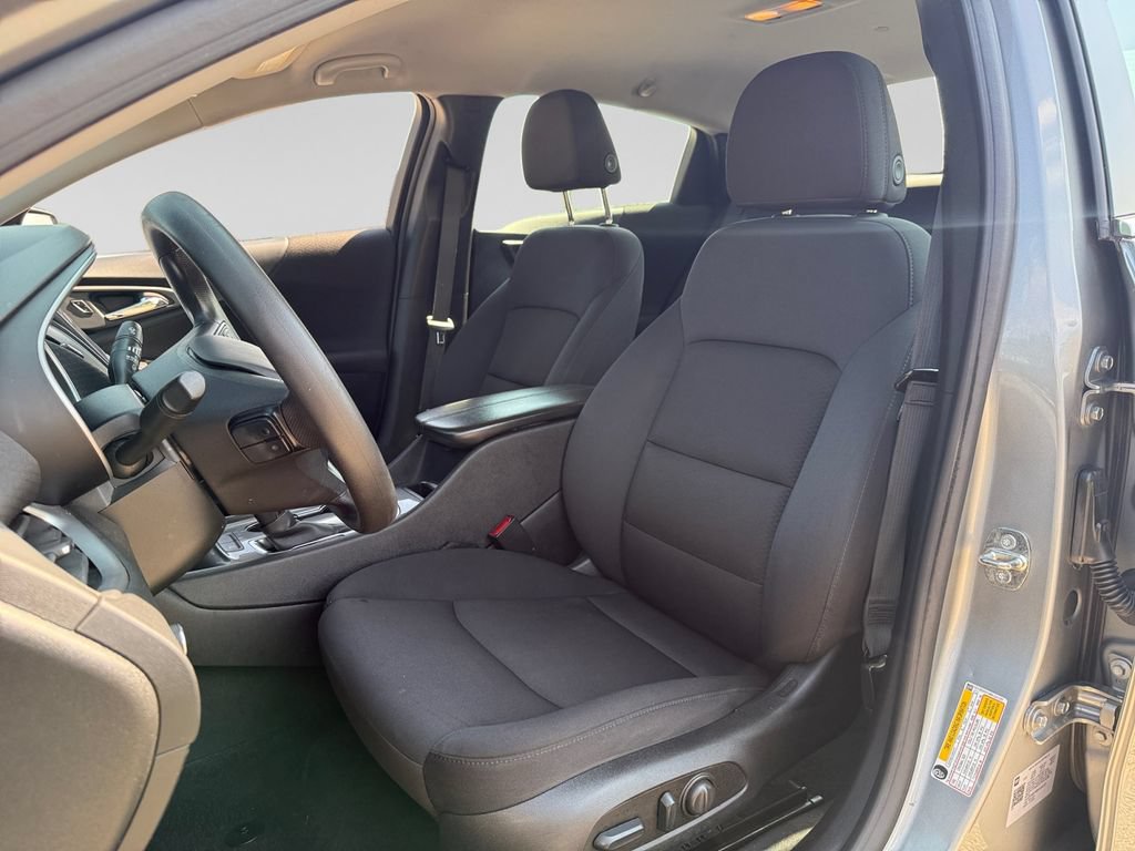Used 2024 Chevrolet Malibu LT FWD image 20