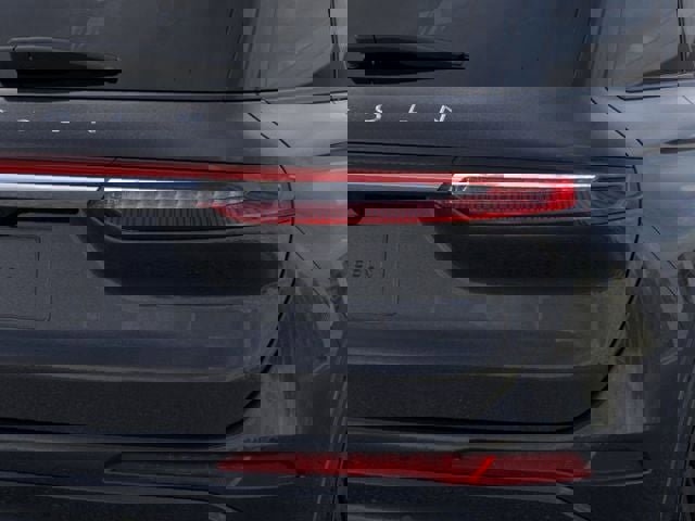 New 2026 Lincoln Corsair Premiere image 21