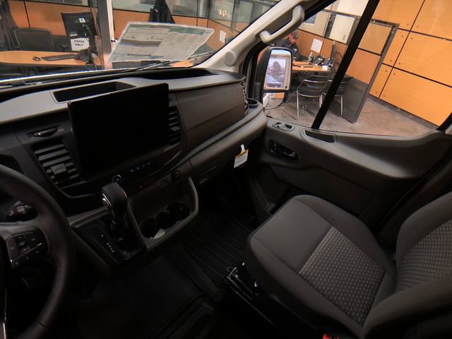 New 2026 Ford Transit 250 148 Medium Roof RWD image 18