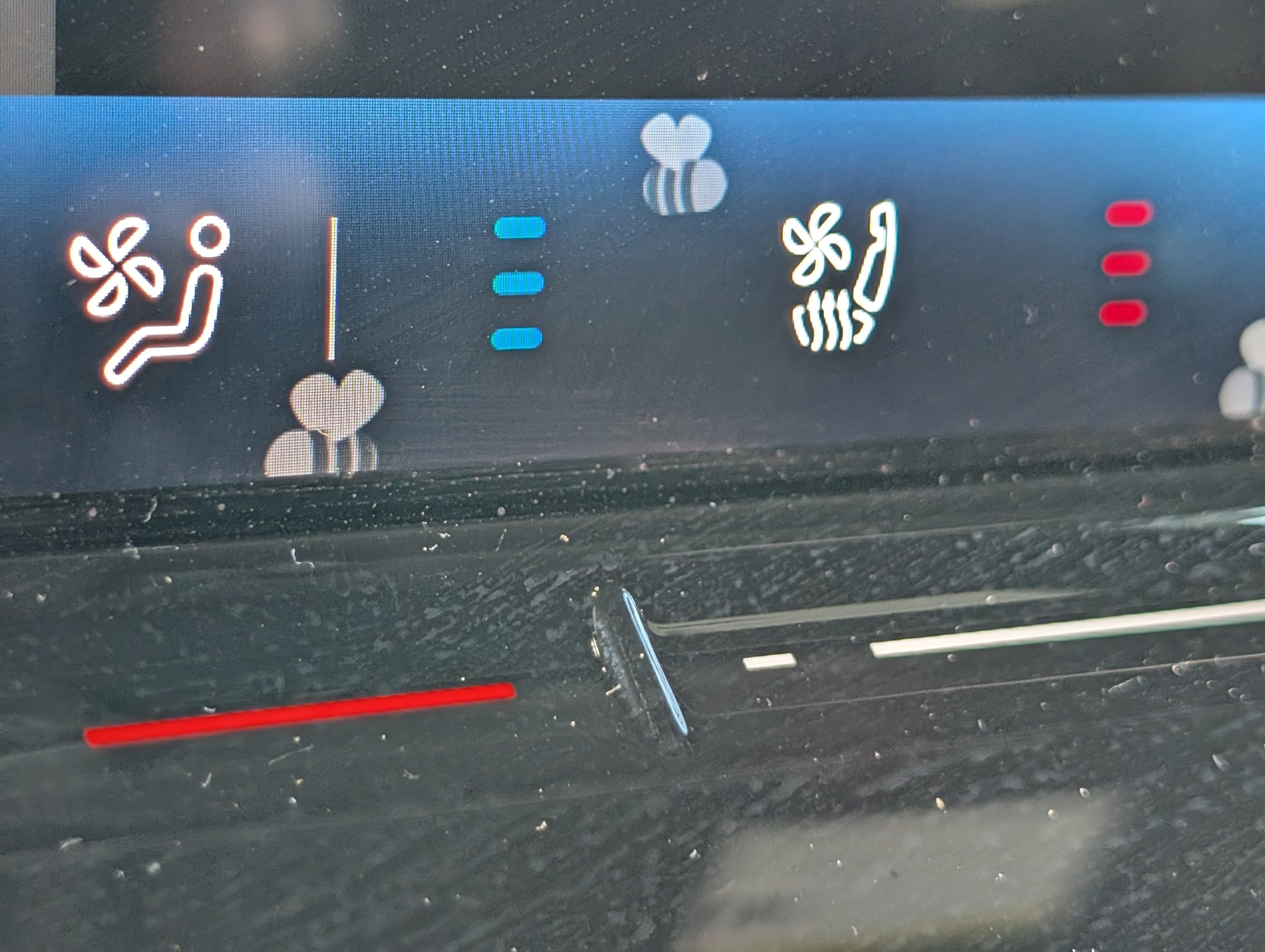 Used 2025 Volkswagen ID. Buzz Pro S Plus RWD image 26