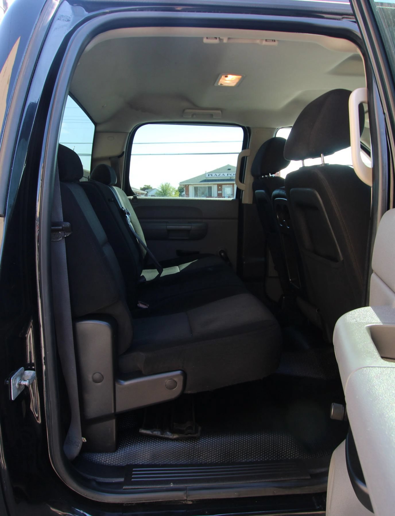 Used 2011 Chevrolet Silverado 2500 W/T w/ Snow Plow Prep Package AWD/4WD image 12