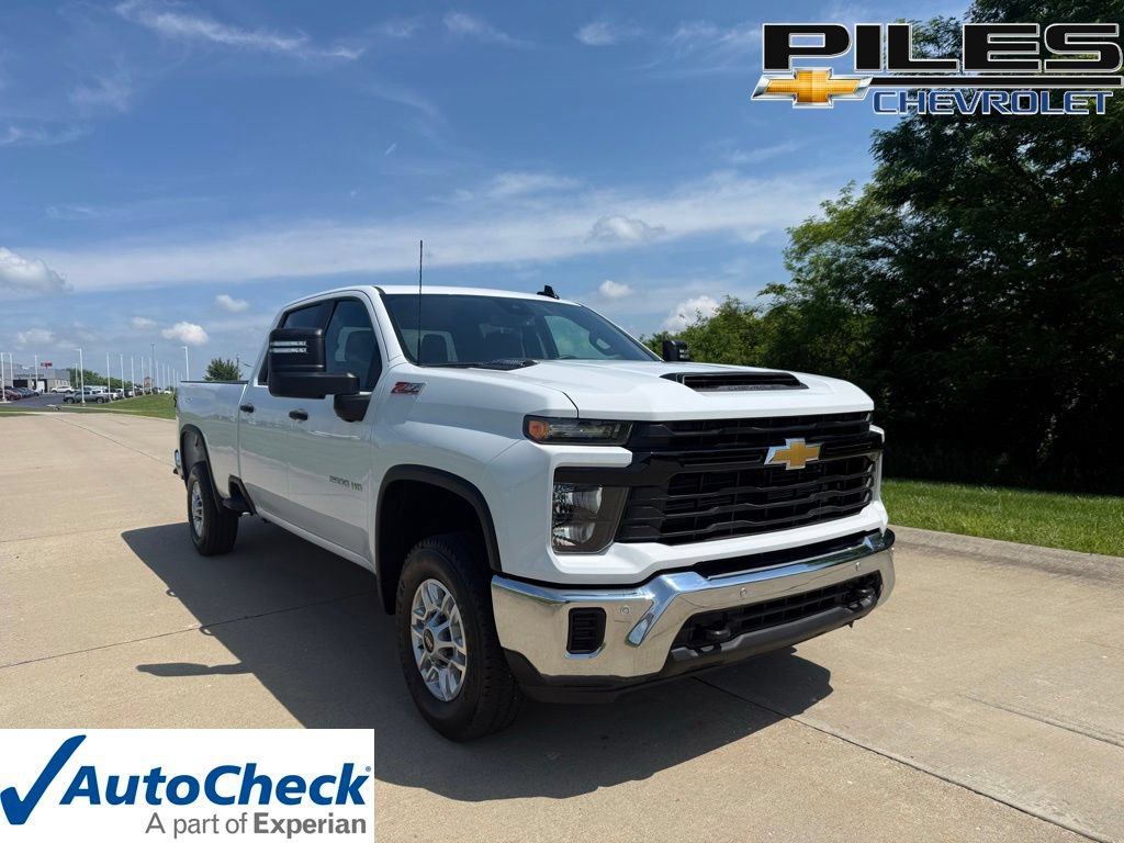 Used 2026 Chevrolet Silverado 2500 W/T w/ WT/CX Safety Package AWD/4WD image 1