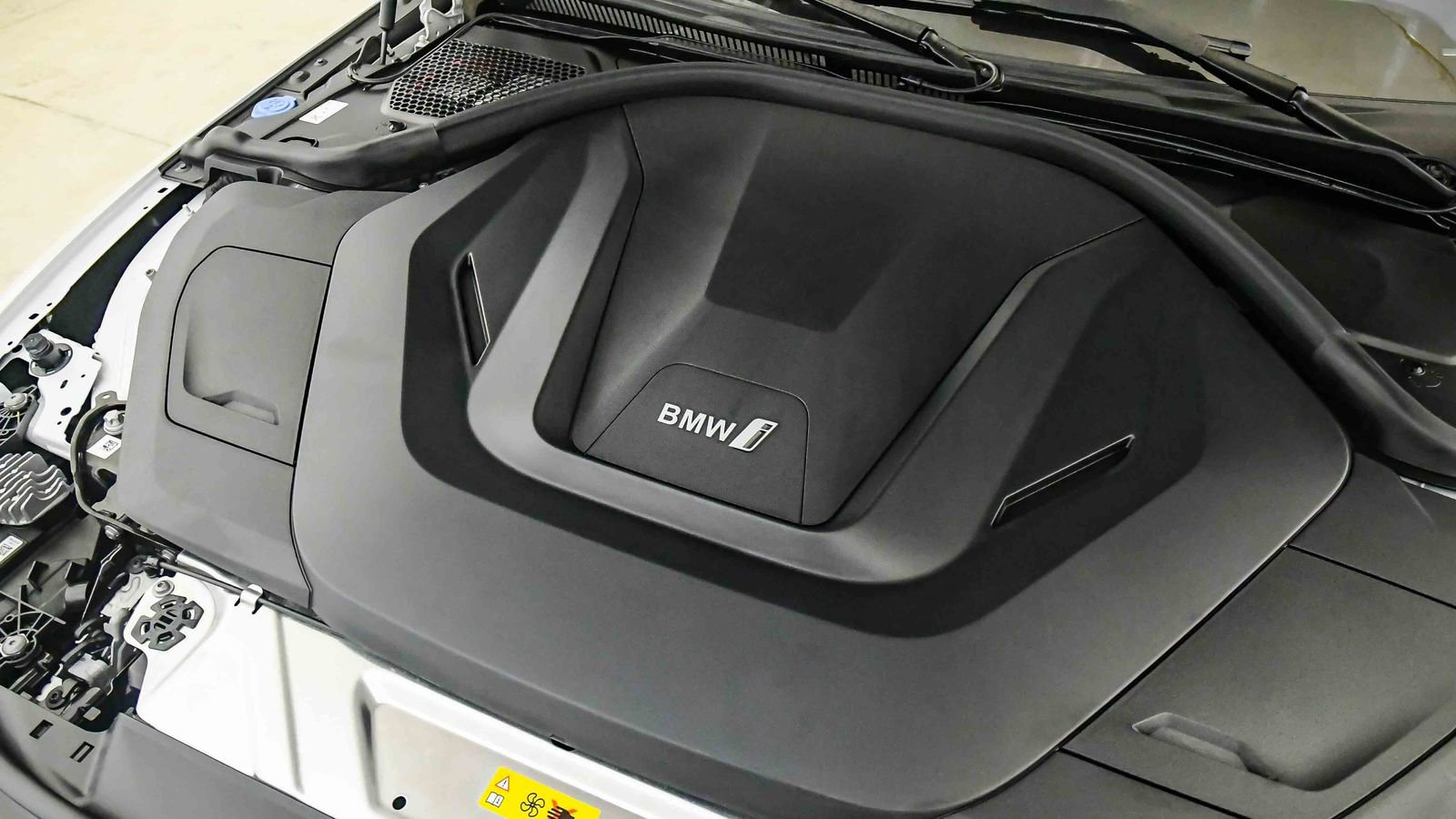 Certified 2023 BMW i4 eDrive40 w/ Premium Package RWD image 26