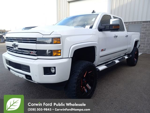 Used 2018 Chevrolet Silverado 3500 LTZ image 7