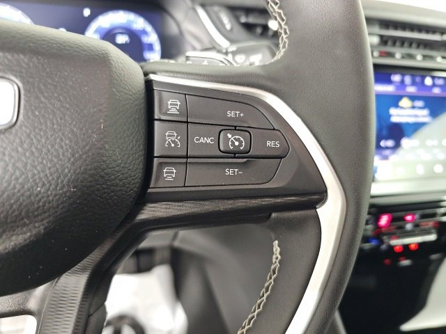 Certified 2024 Jeep Grand Cherokee Altitude image 18