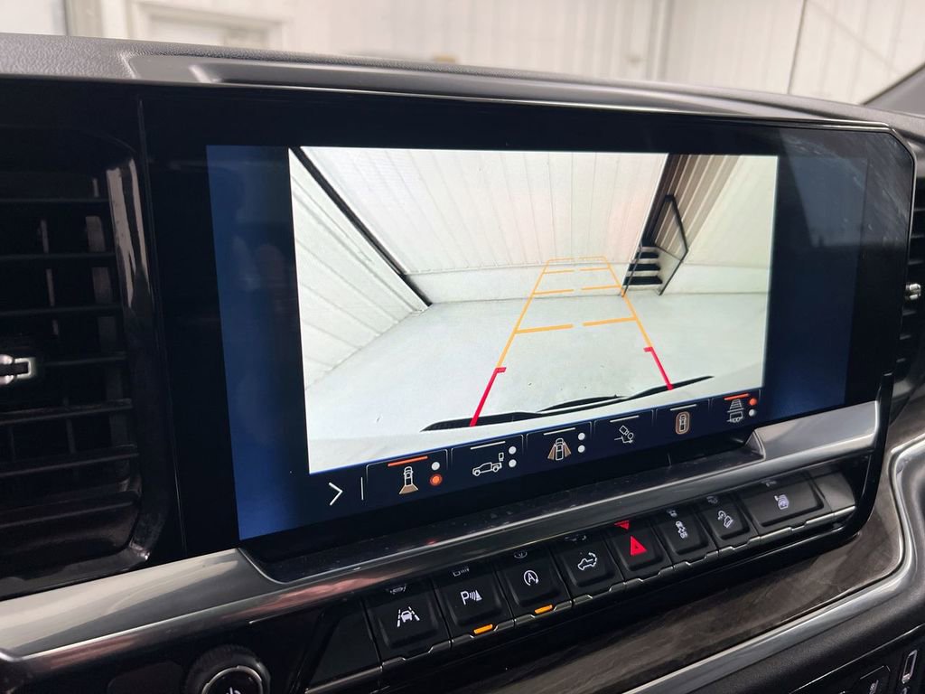 Certified 2025 Chevrolet Silverado 1500 LTZ w/ LTZ Premium Package image 16