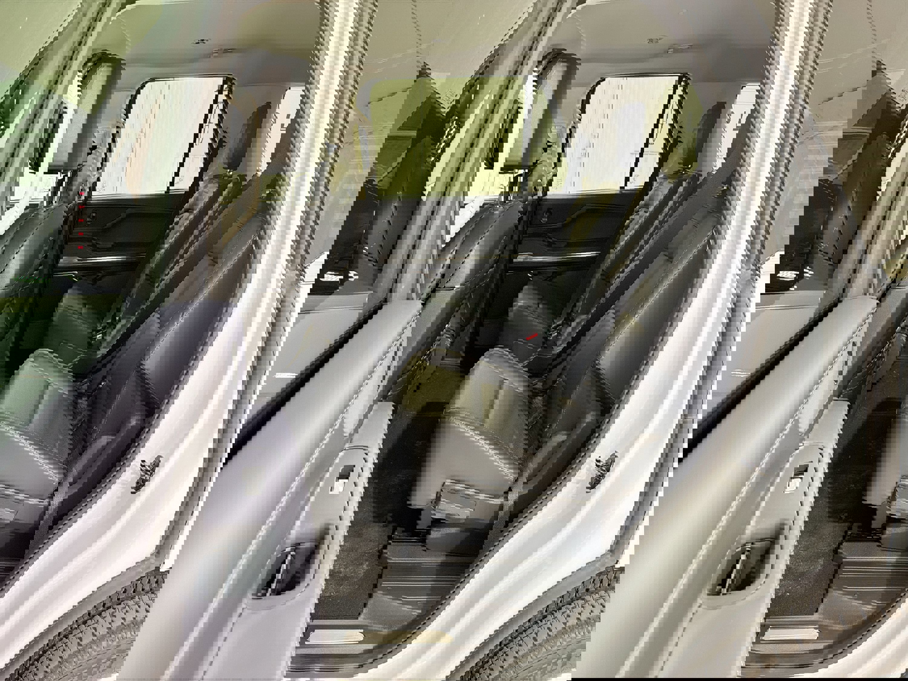 New 2026 Lincoln Navigator Premiere image 24