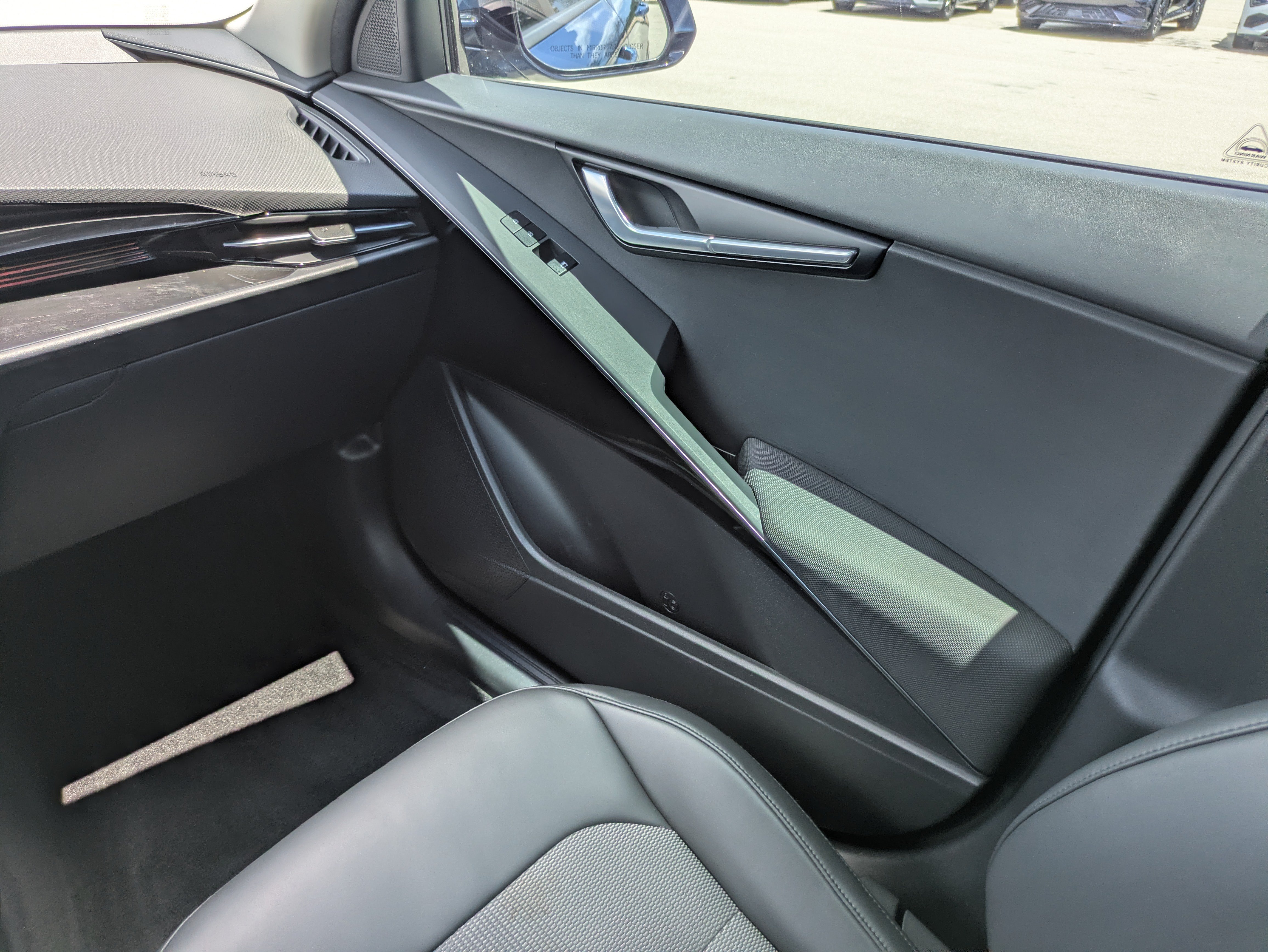 Certified 2024 Kia Niro Wind FWD image 17