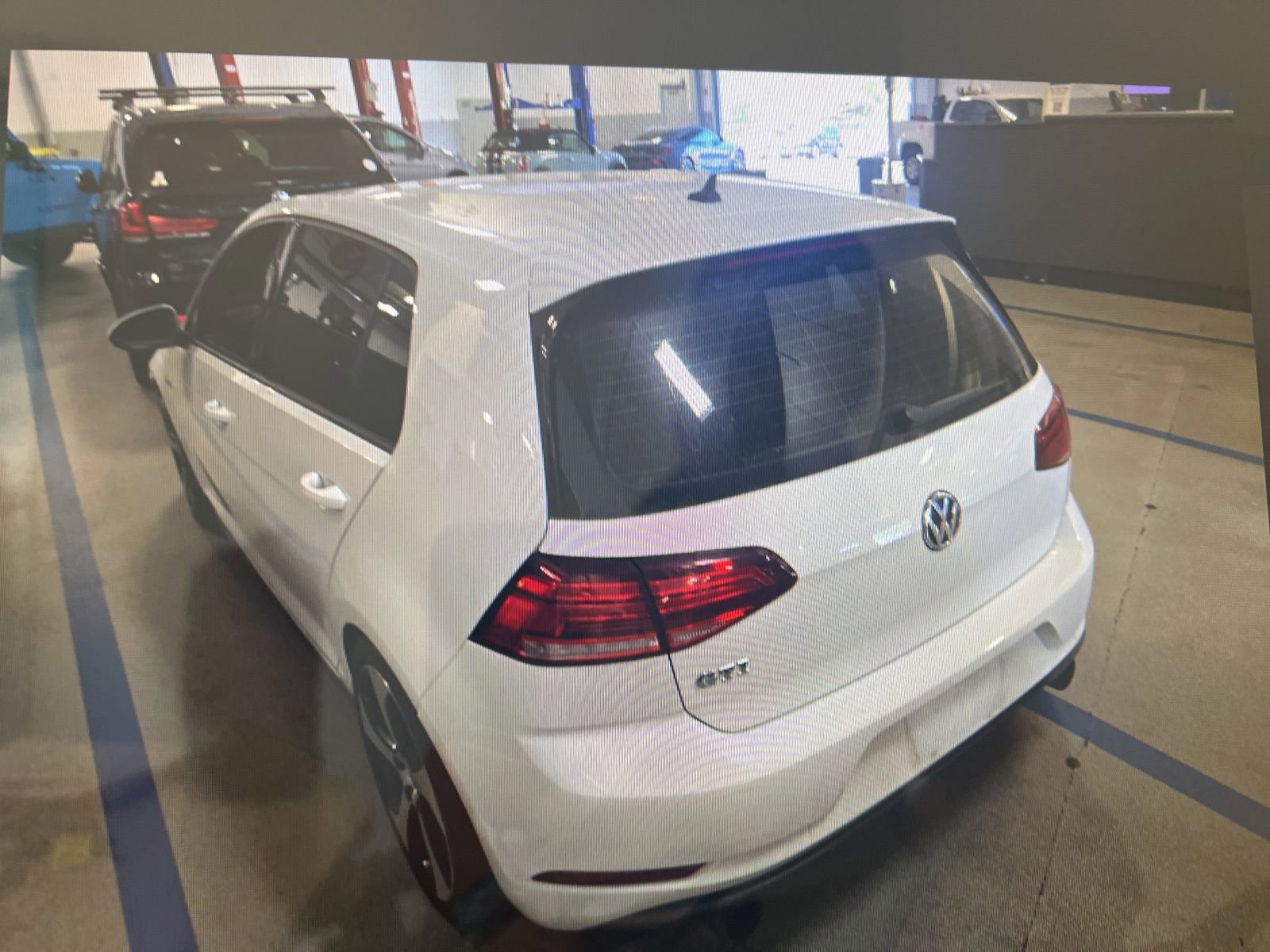 Used 2018 Volkswagen GTI S image 17