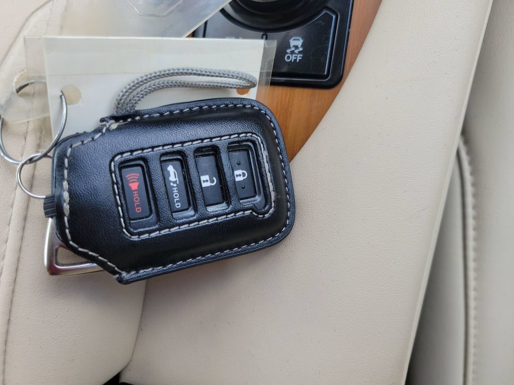 Used 2021 Lexus RX 450h AWD w/ Premium Package image 43