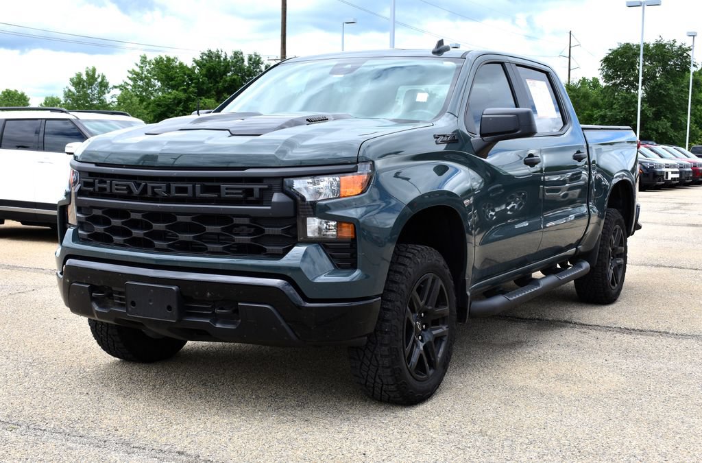 Used 2025 Chevrolet Silverado 1500 Custom Trail Boss w/ Dark Appearance Package