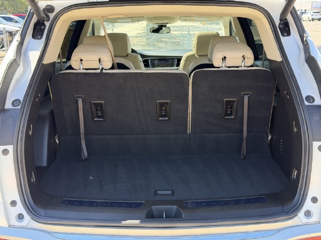 Used 2023 Buick Enclave Essence w/ Experience Buick Package FWD image 26