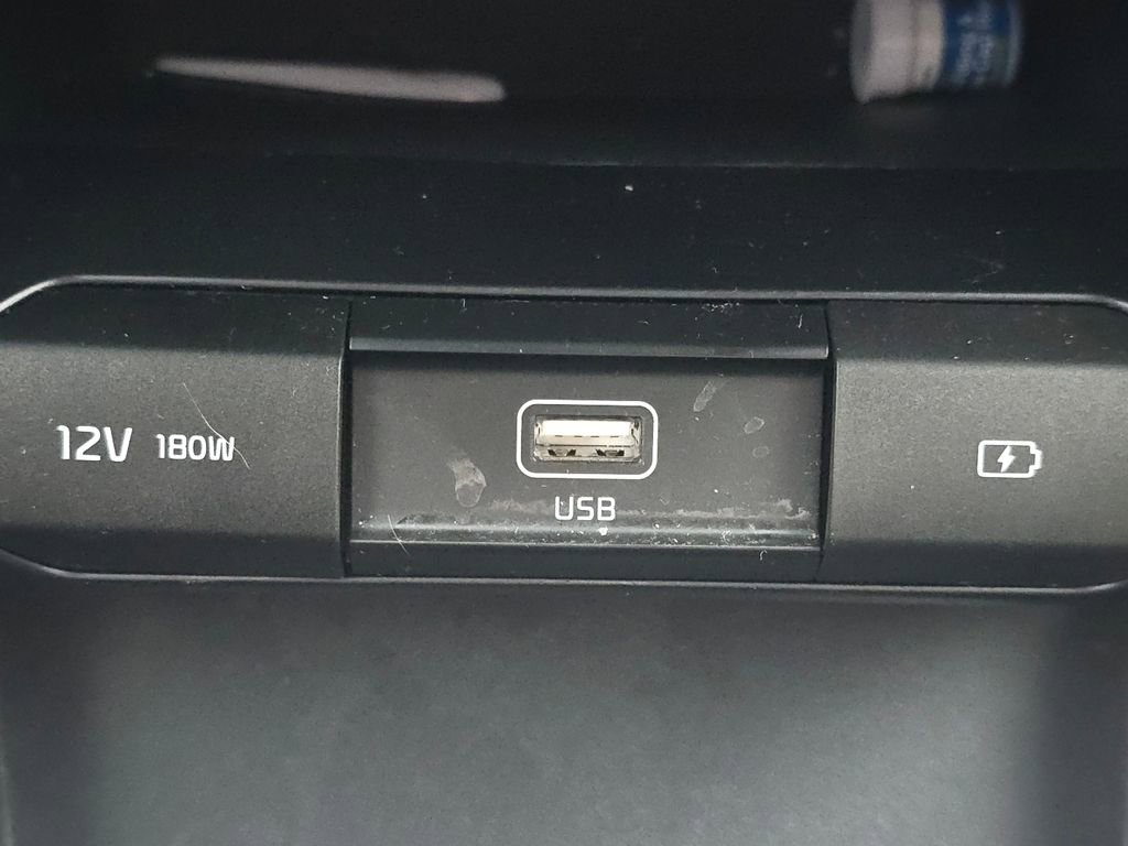 Used 2021 Kia Niro EX w/ Cold Weather Package image 29