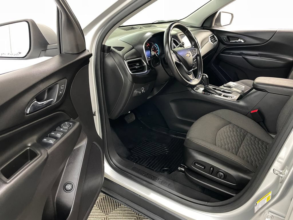 Used 2019 Chevrolet Equinox LT AWD/4WD image 21