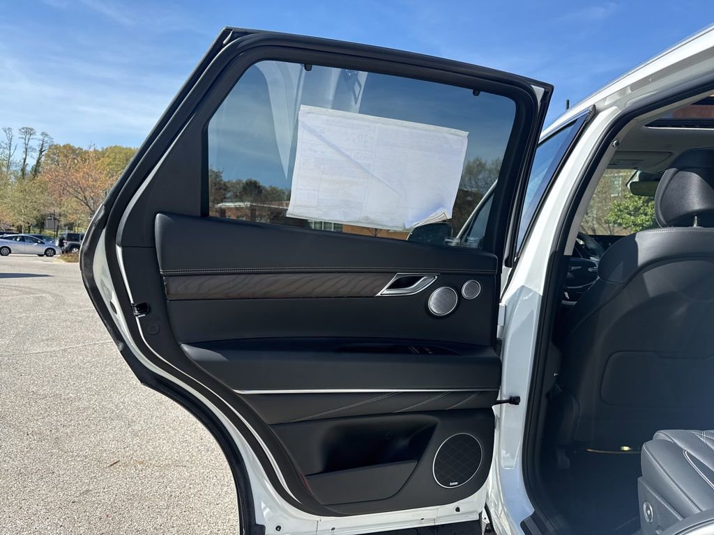 Used 2024 Genesis GV80 3.5T image 25