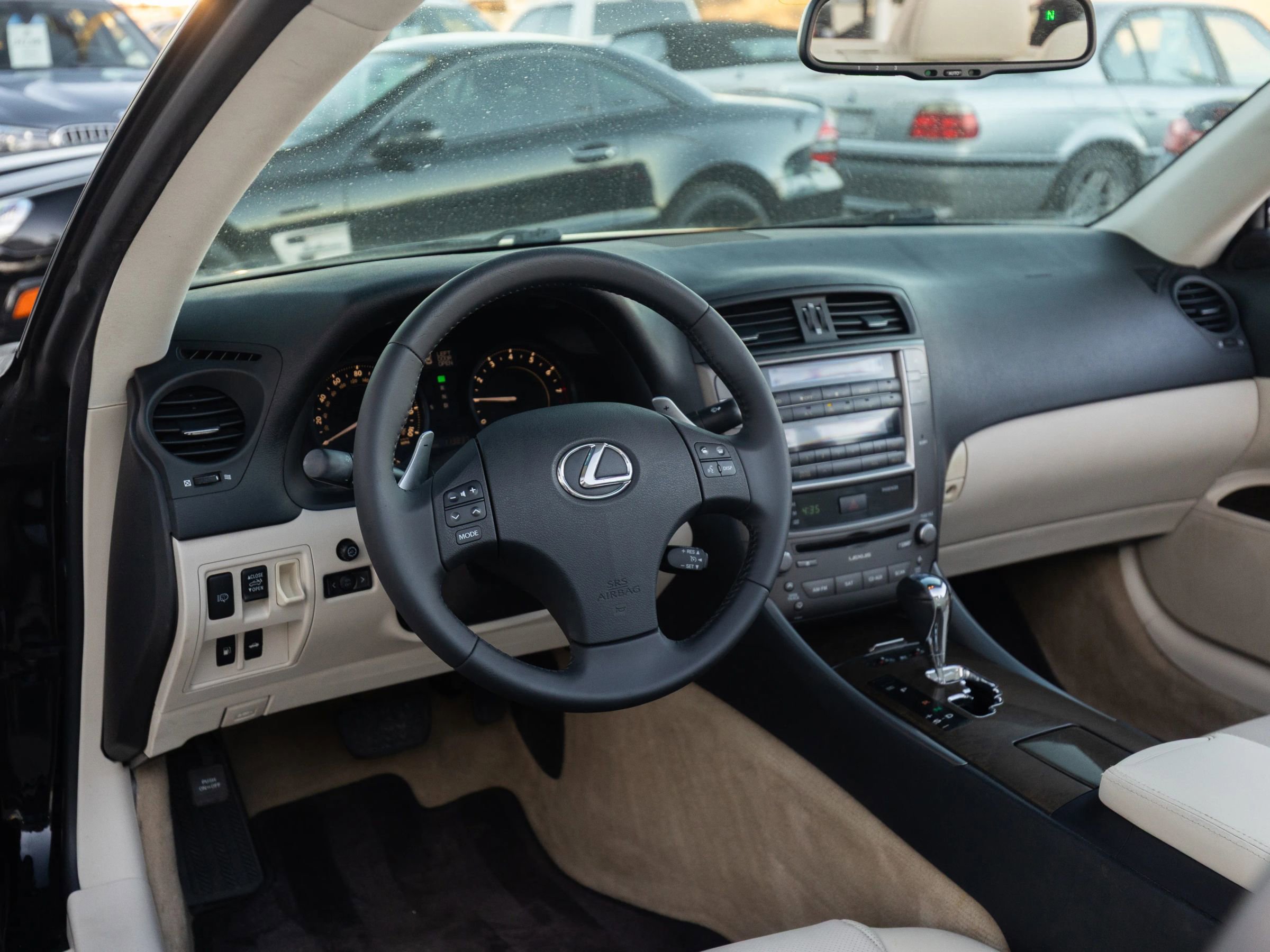 Used 2010 Lexus IS 250C image 18