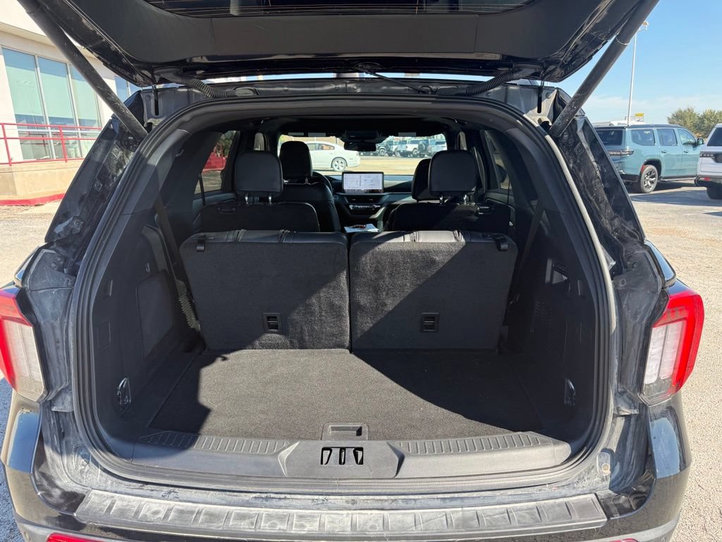 Used 2026 Ford Explorer ST w/ Sun And Sound Package AWD/4WD image 11