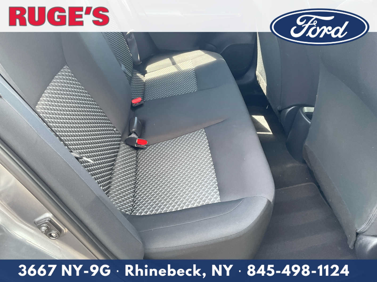 Used 2021 Nissan Versa S FWD image 12