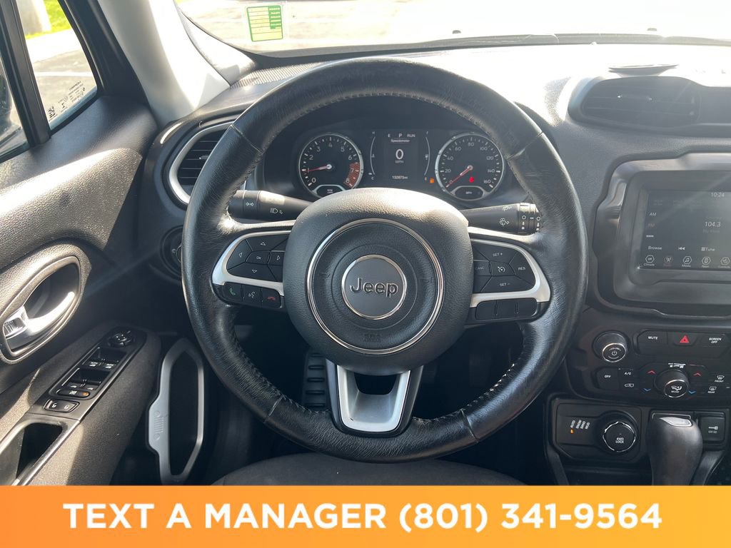 Used 2019 Jeep Renegade Latitude w/ Cold Weather Group image 15