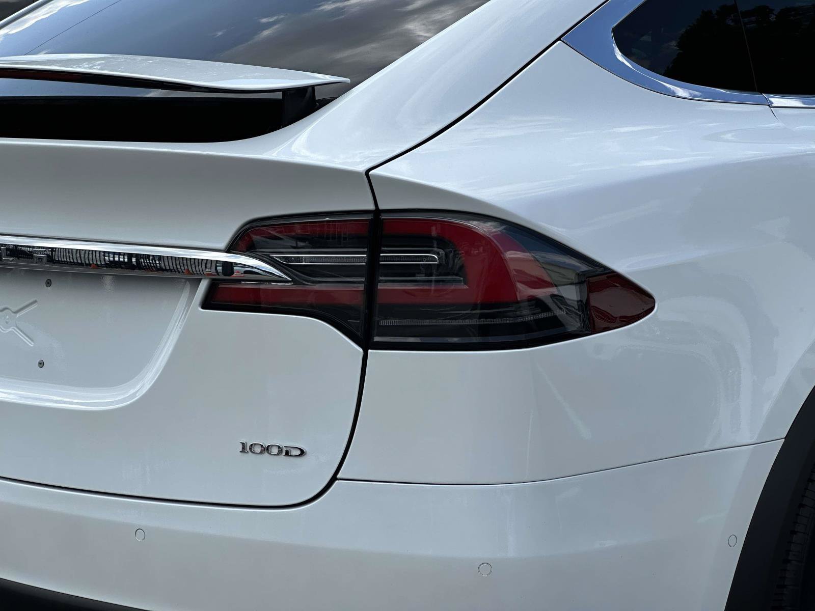 Used 2019 Tesla Model X 100D AWD/4WD image 11
