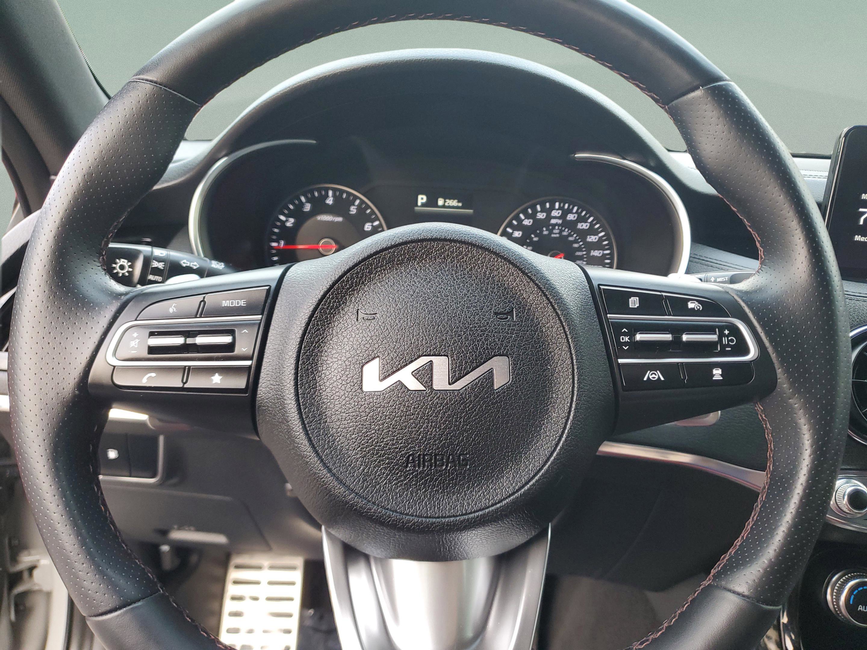 Certified 2023 Kia Stinger GT-Line w/ Sun & Sound Package image 21