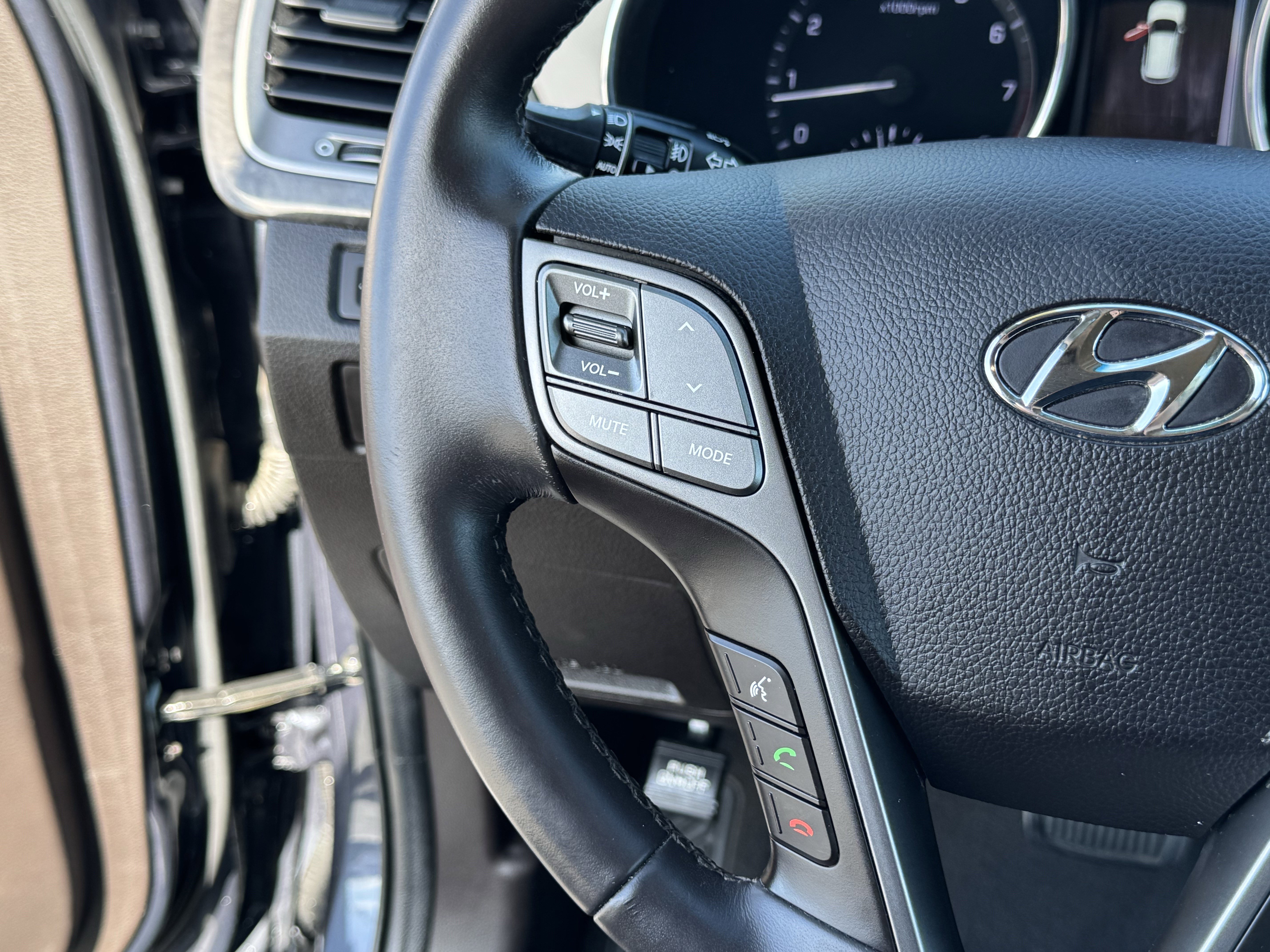Used 2017 Hyundai Santa Fe Sport image 21