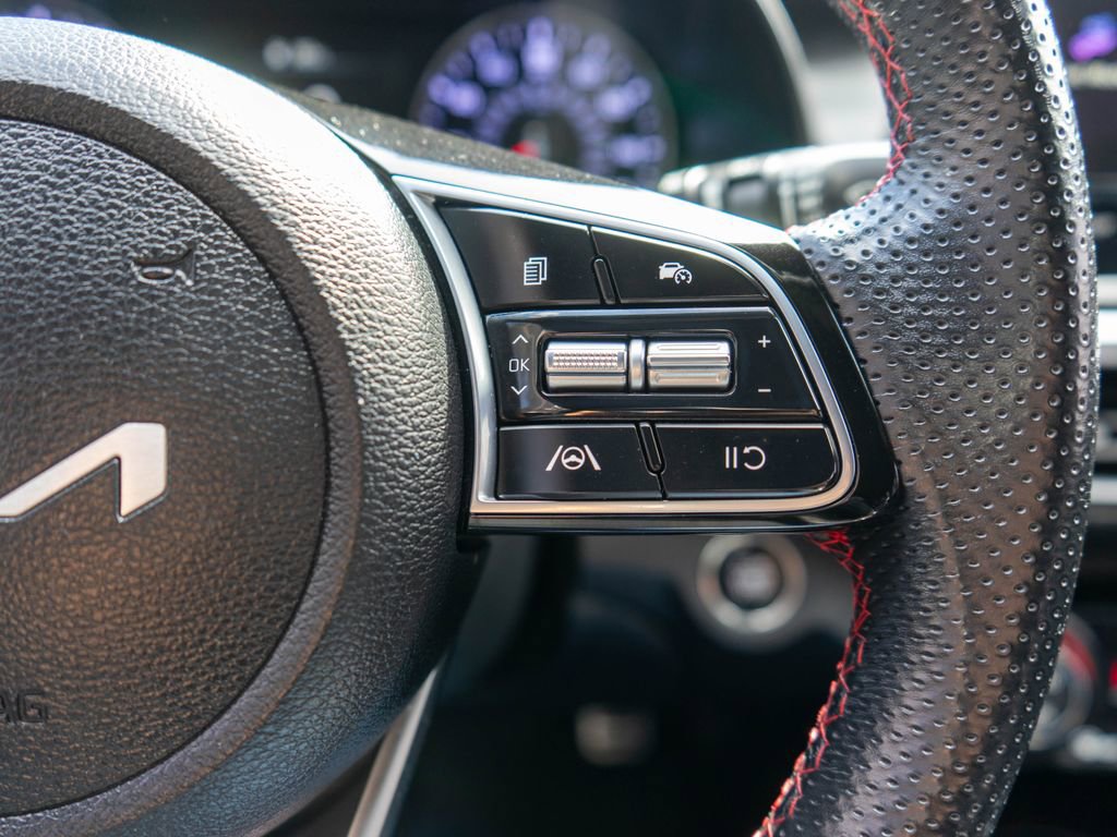 Used 2023 Kia Forte GT image 19
