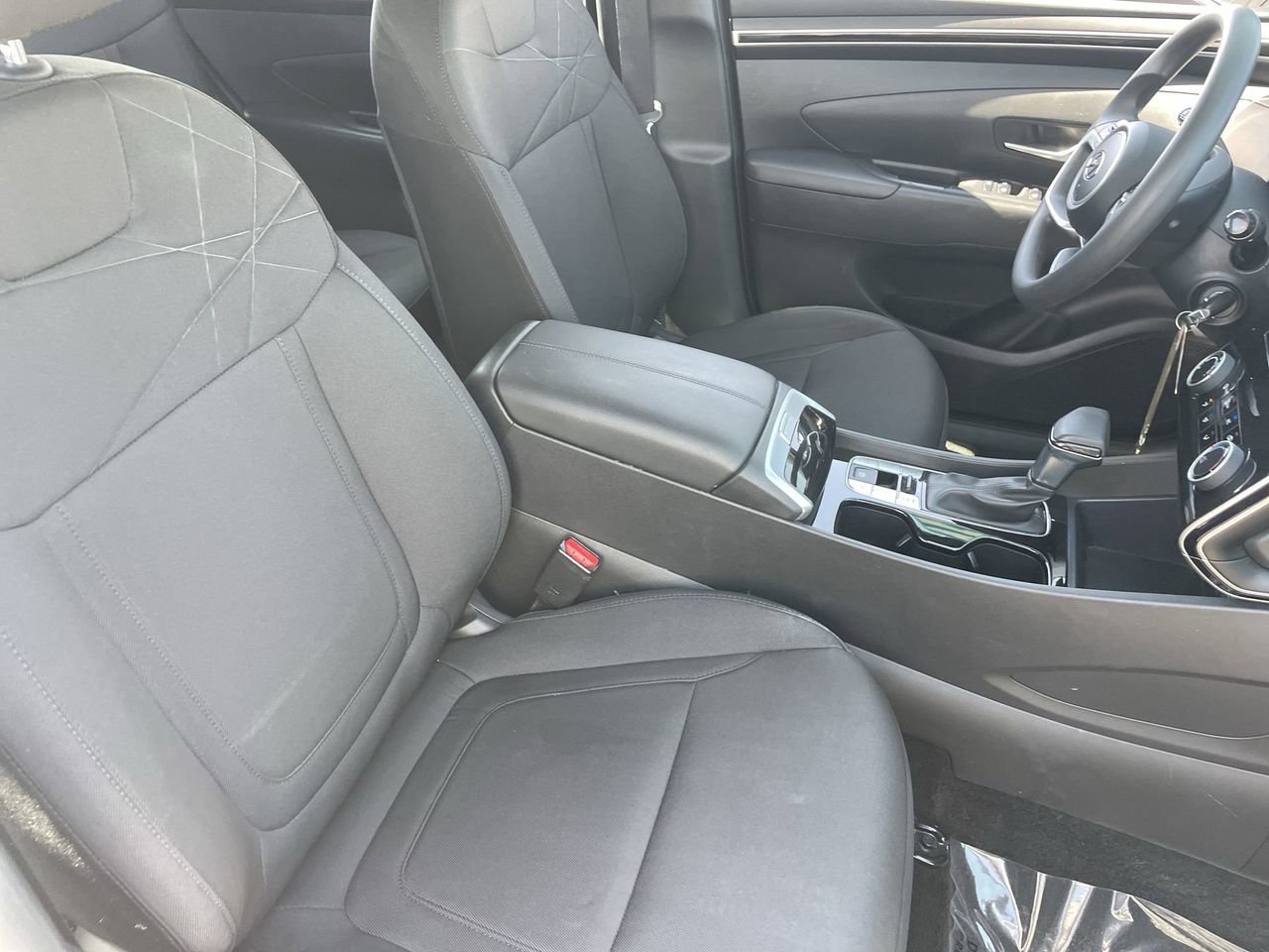 Certified 2022 Hyundai Tucson SE w/ Cargo Package image 10