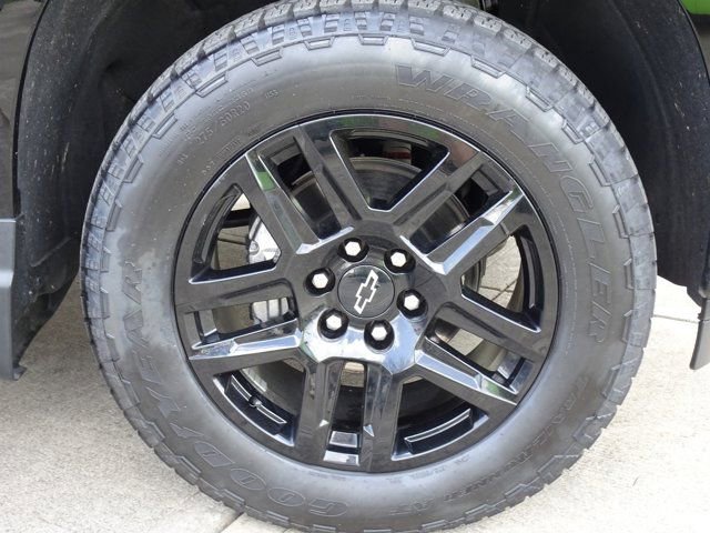 Used 2023 Chevrolet Silverado 1500 RST image 10