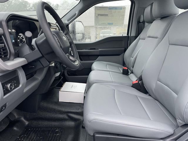 New 2026 Ford F550 4x4 Regular Cab Super Duty image 16