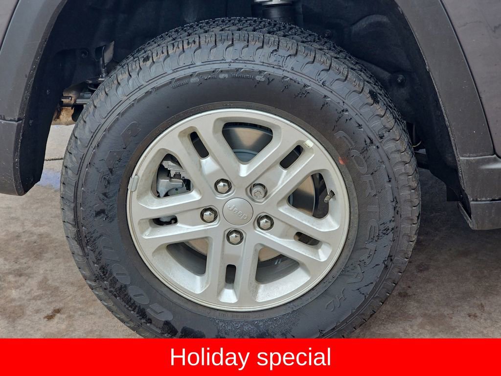 New 2025 Jeep Grand Cherokee Laredo w/ Luxury Tech Group I image 37