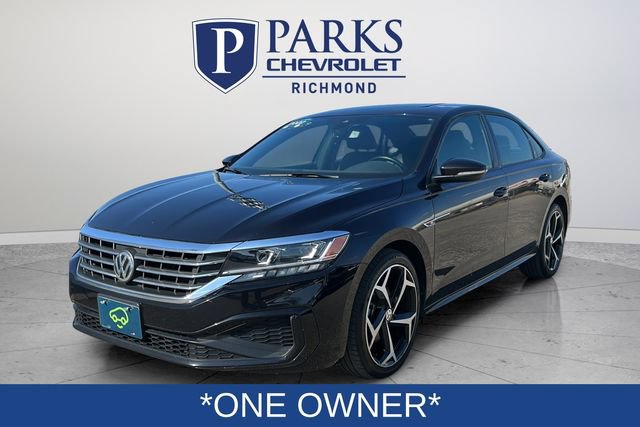 Used 2022 Volkswagen Passat 2.0T R-Line FWD image 3