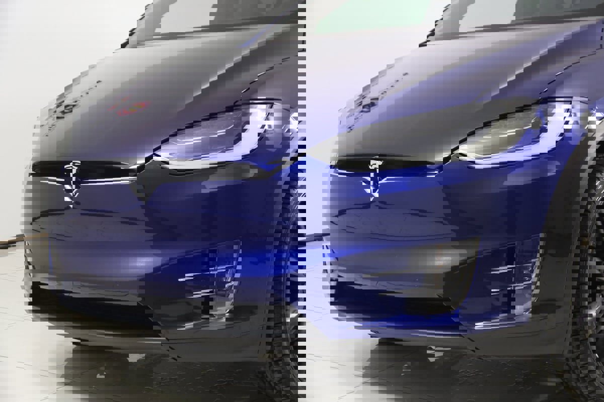 Used 2019 Tesla Model X 75D image 70