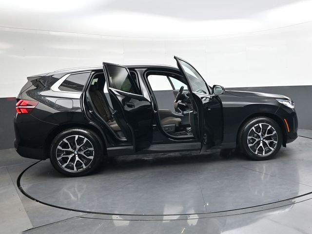 Used 2026 BMW X3 xDrive30 w/ Premium Package image 36