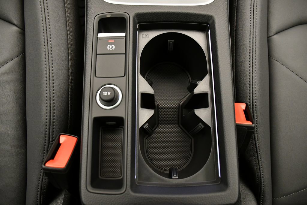 Used 2025 Audi Q3 2.0T Premium w/ Convenience Package image 30