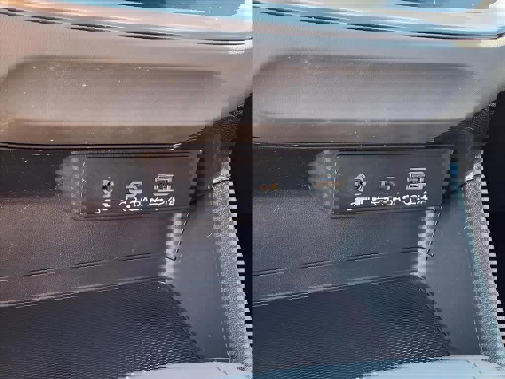 Used 2024 Subaru Crosstrek 2.0i Premium image 18