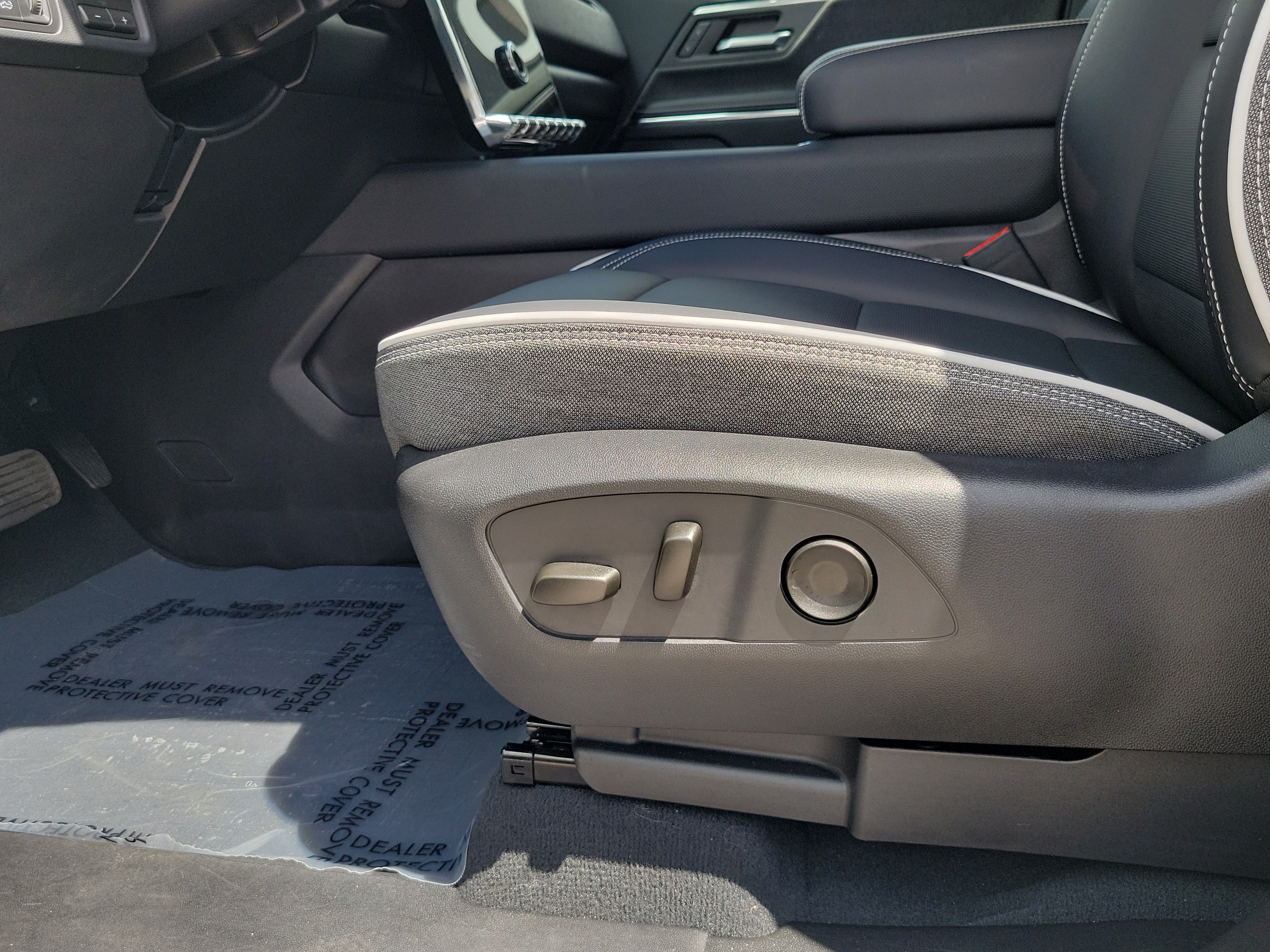 Used 2026 GMC Sierra EV Elevation AWD/4WD image 13